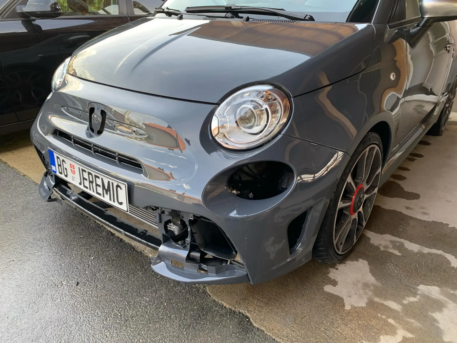 Radovi auto lakiranja Fiat 500 i druga vozila